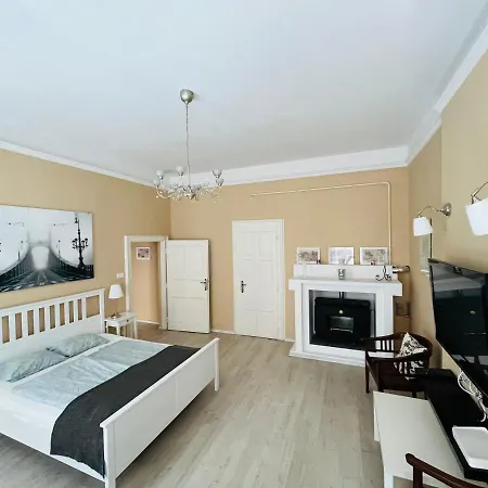 Apartment Academy - Elegant Place Next To The Parliament *