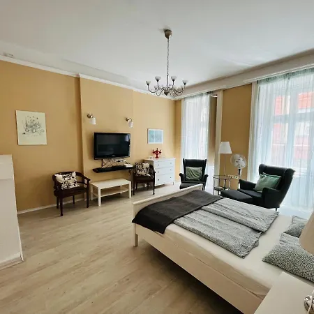 Apartman Academy - Elegant Place Next To The Parliament
