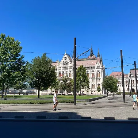 Apartment Academy - Elegant Place Next To The Parliament Budapest
