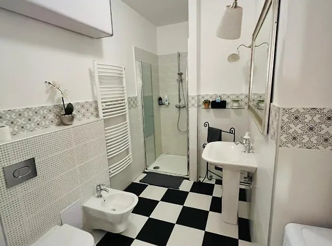 Appartement Academy - Elegant Place Next To The Parliament
