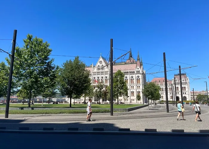 Appartement Academy - Elegant Place Next To The Parliament Budapest